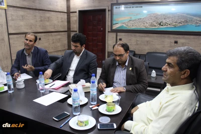 در حاشیه بازدید مدیرکل تربیت بدنی از پردیس های سالن بوشهر
ایجاد زمینه همکاری مشترک پردیس های دانشگاه فرهنگیان در استان بوشهر و هیات ورزش های دانشگاهی