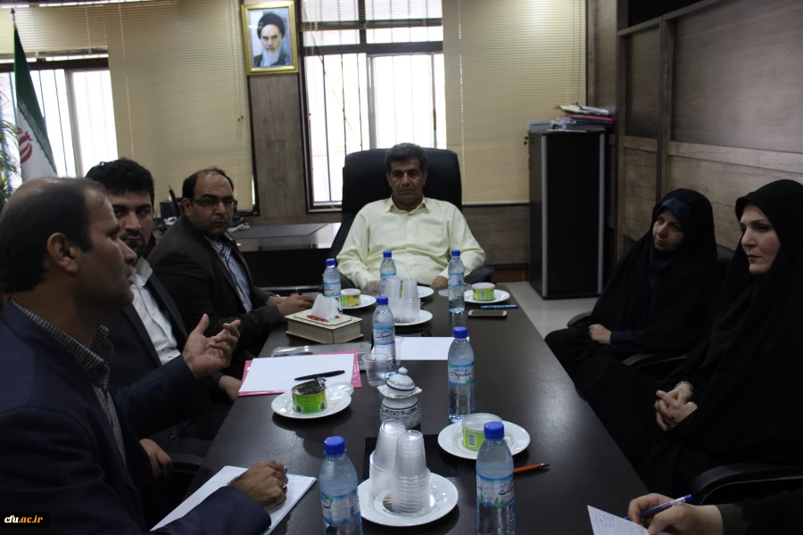 در حاشیه بازدید مدیرکل تربیت بدنی از پردیس های سالن بوشهر
ایجاد زمینه همکاری مشترک پردیس های دانشگاه فرهنگیان در استان بوشهر و هیات ورزش های دانشگاهی 3