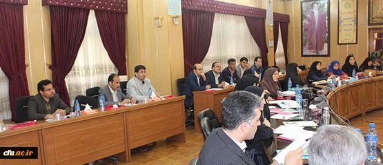 بررسی  و تحلیل برنامه ریزی ، اجرا و ارزیابی دوره های آموزشی در کارگاه های نشست بالندگی حرفه ای کارشناسان نظارت و ارزیابی 8