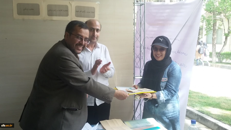 غرفه اداره کل مشاوره، بهداشت و سلامت در دانشگاه صنعتی امیر کبیر افتتاح شد. 5