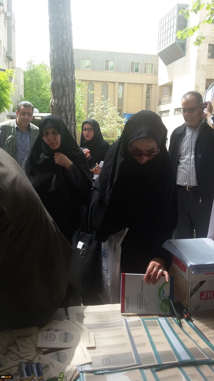 غرفه اداره کل مشاوره، بهداشت و سلامت در دانشگاه صنعتی امیر کبیر افتتاح شد. 6