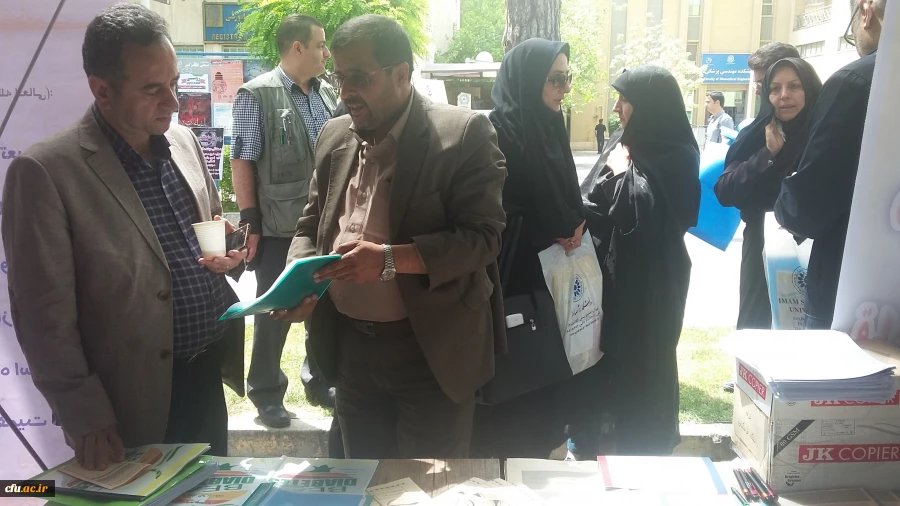 غرفه اداره کل مشاوره، بهداشت و سلامت در دانشگاه صنعتی امیر کبیر افتتاح شد. 7