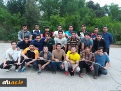 رقابت  دانشجویان پردیس شهیدان پاکنژاد یزد در مسابقه طناب کشی 5