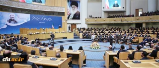 رئیس جمهوری در مراسم گرامیداشت مقام معلم:

مسیر رسیدن به توسعه پایدار و متوازن، سرمایه گذاری و تقویت آموزش و پرورش است