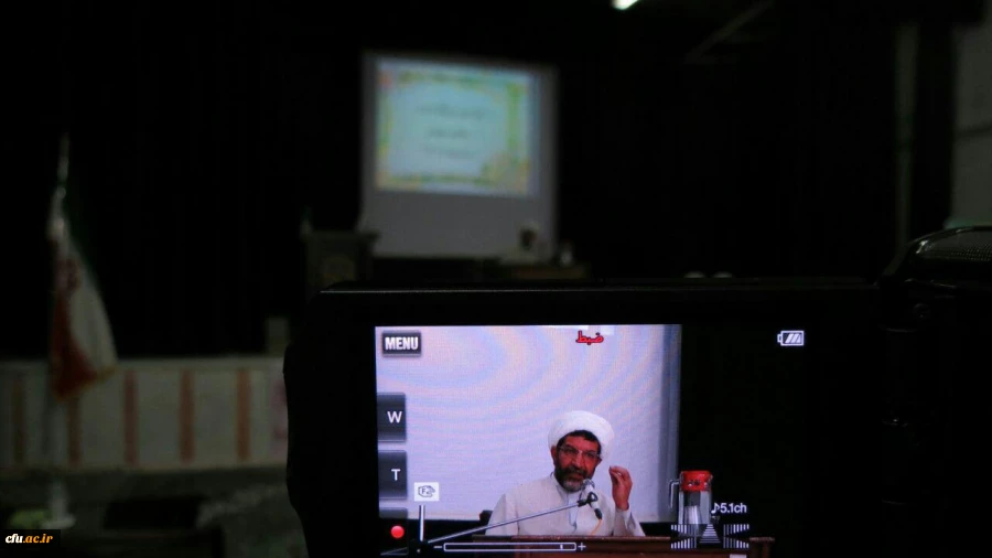 مدیریت امور پردیس های استان قم برگزار کرد:

مراسم بزرگداشت هفته آموزش و  معلم و تجلیل از مقام شامخ معلم   2