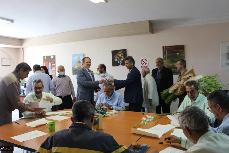 به مناسبت اعیاد شعبانیه و روز جانباز:

دیدار سرپرست و مسئولان دانشگاه فرهنگیان از جانبازان آسایشگاه اعصاب و روان نیایش 3