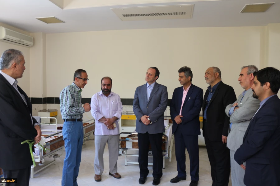 به مناسبت اعیاد شعبانیه و روز جانباز:

دیدار سرپرست و مسئولان دانشگاه فرهنگیان از جانبازان آسایشگاه اعصاب و روان نیایش 9