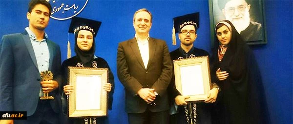 با حضور معاون اول رئیس جمهوری برگزار شد:
تجلیل از دانشجو معلمان دانشگاه فرهنگیان در جشنواره دانشجویان نمونه کشور 2