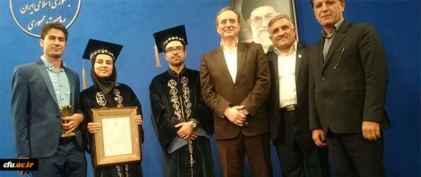 با حضور معاون اول رئیس جمهوری برگزار شد:
تجلیل از دانشجو معلمان دانشگاه فرهنگیان در جشنواره دانشجویان نمونه کشور 2