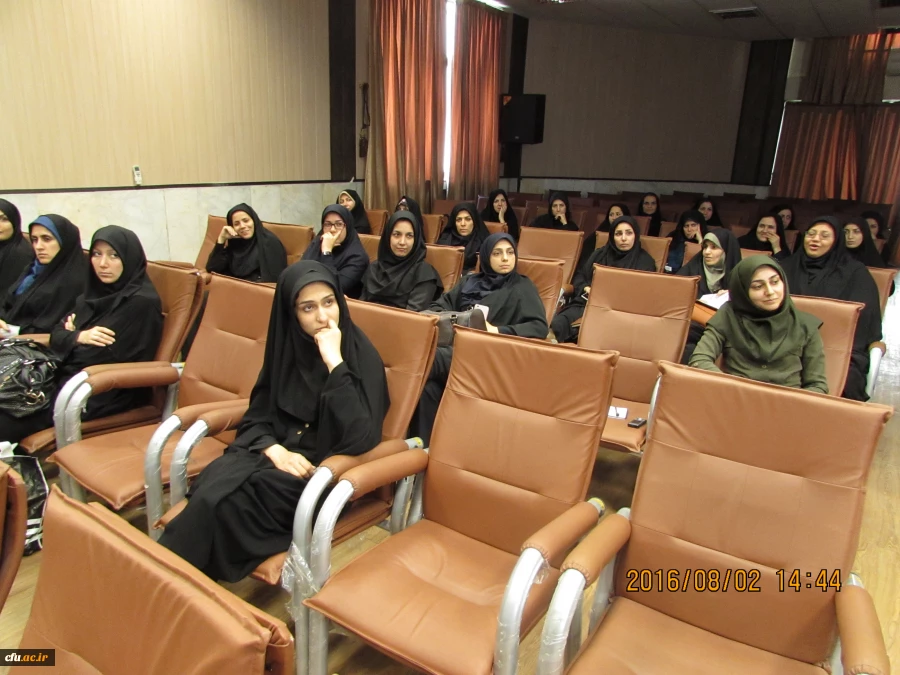 دوره آموزشی توجیهی کارشناسان و نیروهای قراردادی