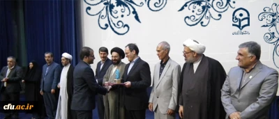 در تبریز برگزار شد:

آیین اختتامیه جشنواره علمی، ادبی و هنری پسران دانشگاه فرهنگیان