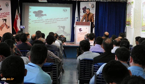 در پردیس الزهرا(س) زنجان برگزار گردید:
 اختتامیه اولین دوره آموزشی فیلم سازی و فیلم نامه نویسی ویژه دانشجومعلمان و کارشناسان فرهنگی
 4