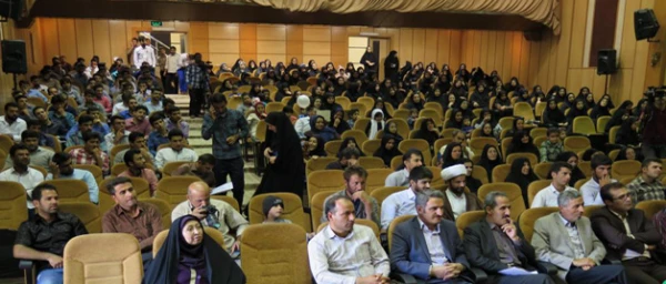 در استان چهار محال بختیاری انجام شد:

حمایت و همدلی دانشجو معلمان از کودکان سرطانی
 2