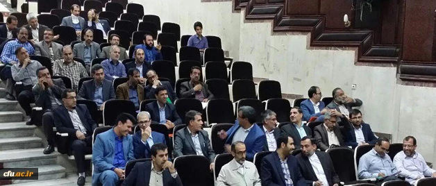 دکتر معروفی در مراسم افتتاحیه ششمین نشست توجیهی ، آموزشی مسؤلین و کارشناسان حراست: 

ایجاد اعتماد در دانشجو معلمان از مهم ترین راهکارهای حفظ امنیت و حراست از شان و منزلت دانشجویان فرهنگیان  2