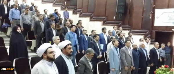 دکتر معروفی در مراسم افتتاحیه ششمین نشست توجیهی ، آموزشی مسؤلین و کارشناسان حراست: 

 ایجاد اعتماد در دانشجو معلمان از مهم ترین راهکارهای حفظ امنیت و حراست از شان و منزلت دانشجویان فرهنگیان  4