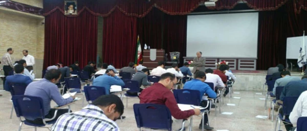 از دقایقی قبل در 14 حوزه امتحانی در سراسر کشور آغاز شد:

اولین آزمون صلاحیت حرفه ای  در دانشگاه فرهنگیان 2