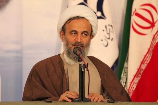 به همت نهاد نمایندگی مقام معظم رهبری از صبح امروز در مشهد مقدس آغاز شد:

سومین دوره اردوی معرفتی-فرهنگی حیات طیبه 11