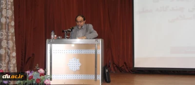 رحیم پور ازغدی در دوره حیات طیبه  خواهران در مشهد مقدس:

 تعلیم بدون تربیت آسیب زا است