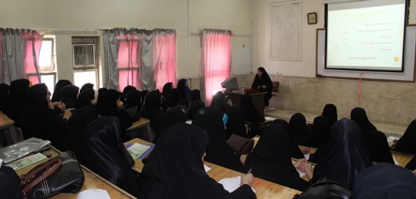 برگزاری کارگاه های آموزشی در دوره حیات طیبه 4