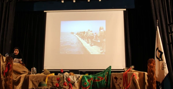 به مناسبت هفته دفاع مقدس در پردیس بنت الهدی صدر اردبیل برگزار شد:

مراسم بزرگداشت نقش و جایگاه زنان در دفاع مقدّس
 7