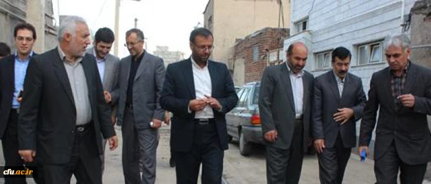 با حضورمسئولان دانشگاه فرهنگیان و جمعی از دانشجویان استان انجام شد:

گرامیداشت یاد شهدا با دیدار  از خانواده شهید "سید خلیل حسینی"  3