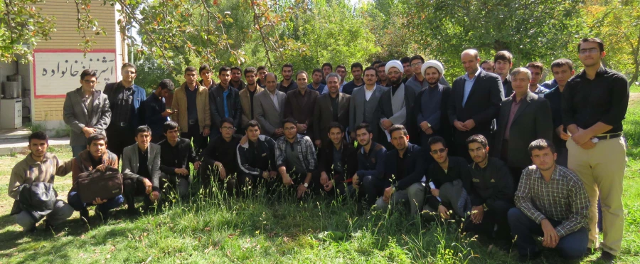 در پردیس علامه امینی(ره) برگزار شد:

اردوی توجیهی دانشجو معلمان ورودی جدید 9