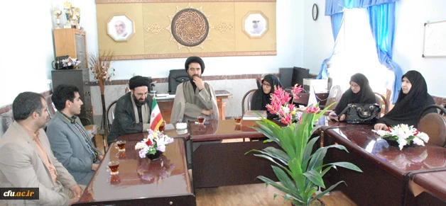 نشست صمیمی حجت الاسلام دادگر با دانشجویان پردیس کوثر یاسوج 4