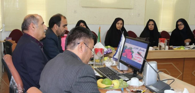 به میزبانی پردیس شهیدان پاک نژاد یزد برگزار شد :

جلسه شورای روسای پردیس ها و مراکز آموزش عالی منطقه 7  دانشگاه فرهنگیان کشور
 5