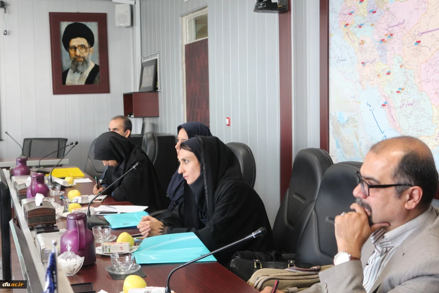 اولین جلسه شورای مشورتی پزشکان برگزار شد. 3