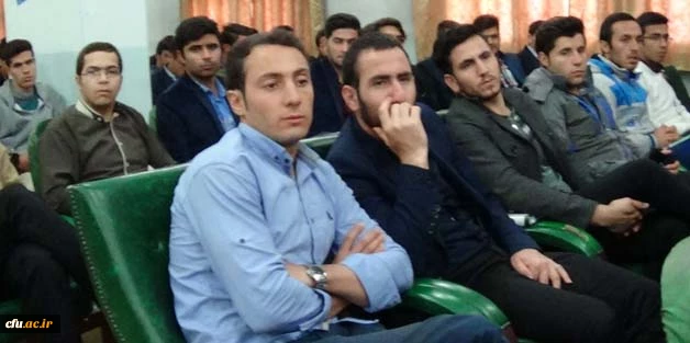 نشست صمیمانه دانشجو معلمان با مسولان هسته مرکزی گزینش اداره کل آموزش و پرورش   استان آذربایجان شرقی 4