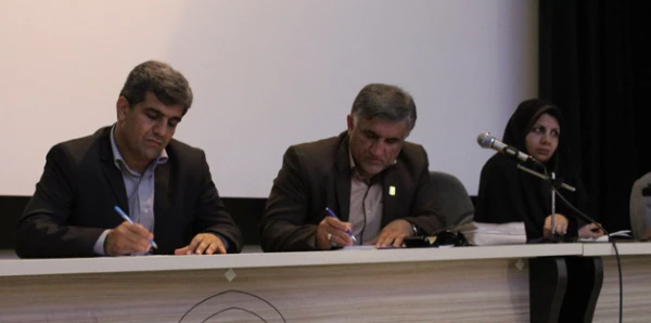 نشست دانشجومعلمان بوشهر با معاون دانشجویی دانشگاه فرهنگیان 3