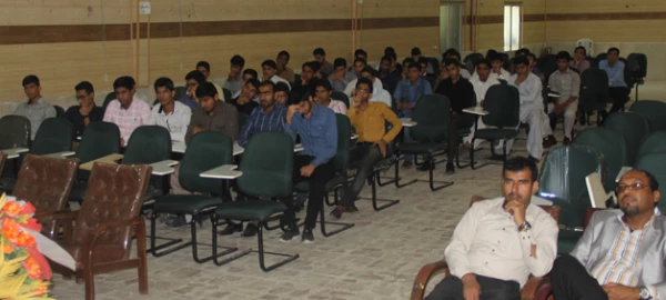 در دانشگاه فرهنگیان هرمزگان برگزار شد:

نشست توجیهی دانشجو معلمان ورودی 95 
 2