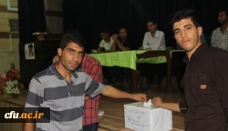 در پردیس شهید بهشتی برگزار شد:

 انتخابات شورای صنفی – رفاهی دانشجویان مسئولین  4