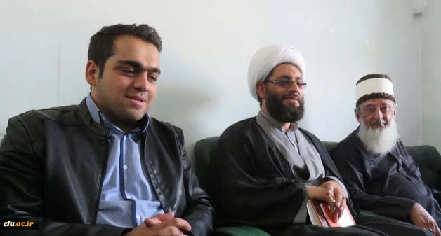 در پردیس علامه امینی(ره) تبریز انجام شد:

 سخنرانی مدیر موسسه اسلامی تعلیم و تحقیقات در آمریکا  
 4