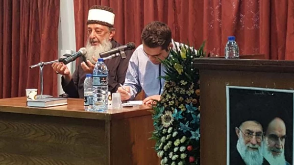 در پردیس علامه امینی(ره) تبریز انجام شد:

 سخنرانی مدیر موسسه اسلامی تعلیم و تحقیقات در آمریکا  
 6