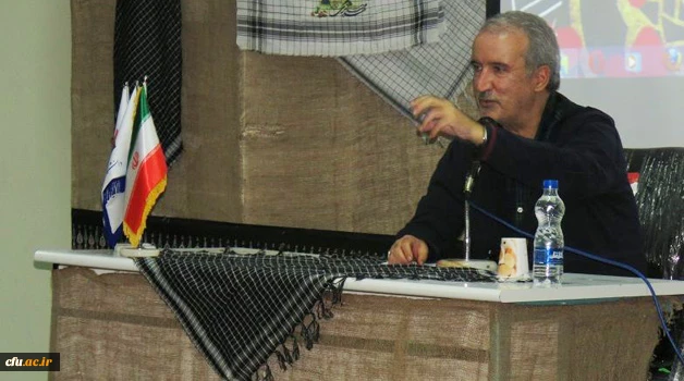 با حضور پژوهشگرادبیّات پایداری کشور برگزار شد:

نشست بصیرتی فرهنگ و هنر ادب پایداری در دانشگاه فرهنگیان اردبیل 
 2