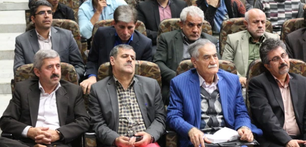 دکتر مهرمحمدی در نخستین همایش هویت معلمی:

معلم را نباید یک رخداد رفع تکلیفی بدانیم/تاکید بر مدار یادگیری برای معلمی/بقا در یادگیری برای معلمان کلید کار است 6