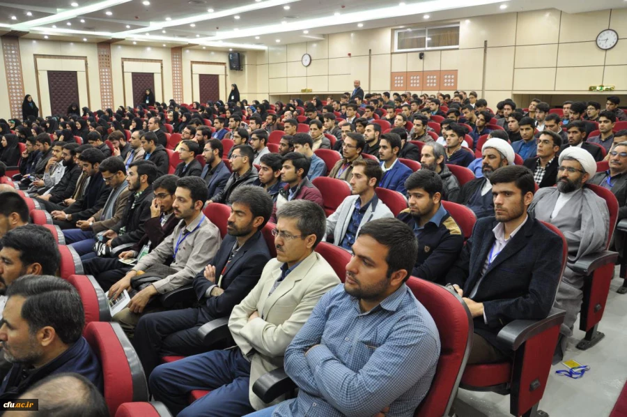 در جشنواره ملی قرآن و عترت مطرح شد:

قرآن، معیار مستحکم هدایت و جهت دادن افکار انسان  ها 4