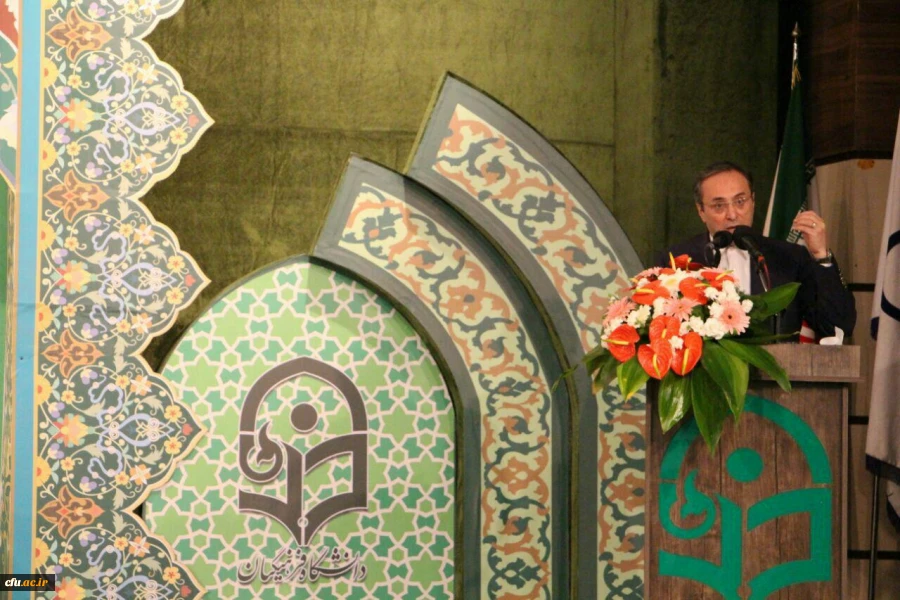 در جشنواره ملی قرآن و عترت مطرح شد:

قرآن، معیار مستحکم هدایت و جهت دادن افکار انسان  ها 11