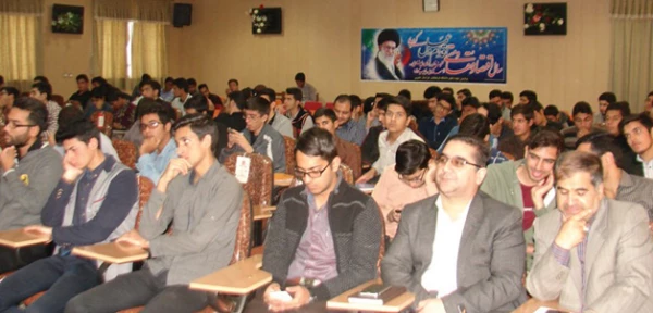 پردیس شهید باهنرخراسان جنوبی برگزار شد:

اولین نشست علمی تخصصی راهکارهای کیفیت آموزش دانشگاه فرهنگیان 
 4