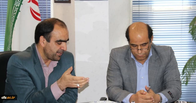 در راستای اجرایی کردن تفاهم نامه فی مابین انجام شد:

نشست مسئولان دانشگاه فرهنگیان استان یزد  با کانون پرورش فکری کودکان و نوجوانان
 3