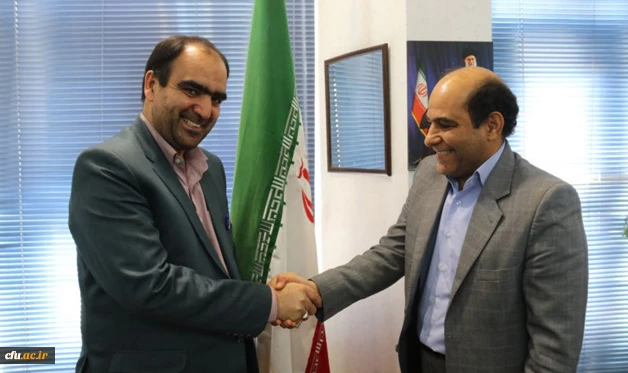 در راستای اجرایی کردن تفاهم نامه فی مابین انجام شد:

نشست مسئولان دانشگاه فرهنگیان استان یزد  با کانون پرورش فکری کودکان و نوجوانان
 5