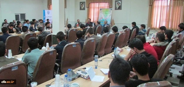 در پردیس شهید باهنر اراک برگزار شد:

گفتمان دانشجویی با موضوع شناخت جریان های تکفیری و افراطی گری
 5