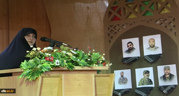 در پردیس های دانشگاه فرهنگیان گیلان برگزار شد:

 مراسم تجدید پیمان با شهدای مدافع حرم 
 3