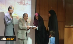 در پردیس های دانشگاه فرهنگیان گیلان برگزار شد:

 مراسم تجدید پیمان با شهدای مدافع حرم 
 4