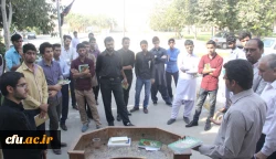 به مناسبت هفته کتاب و کتابخوانی در دانشگاه فرهنگیان هرمزگان برگزار شد:

تریبون دانشجویی با عنوان 