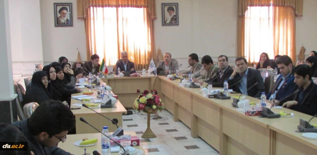 در دانشگاه فرهنگیان اراک برگزار شد:

نشست بررسی راهکارهای ارتقا کیفیت آموزش 
 3