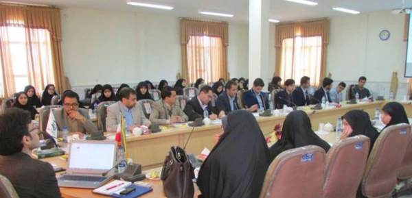 در دانشگاه فرهنگیان اراک برگزار شد:

نشست بررسی راهکارهای ارتقا کیفیت آموزش 
 4