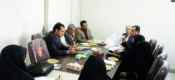 دومین جلسه کارشناسان مراکز مشاوره پردیس های استان مرکزی 4