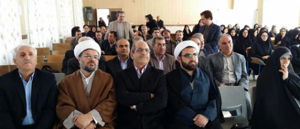 با حضور قائم مقام دانشگاه فرهنگیان انجام شد:

تودیع و معارفه سرپرست بنت الهدی صدر سنندج
 2